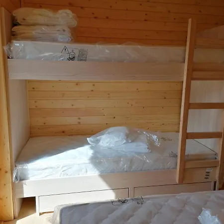 Karavanke Mountain Hut *