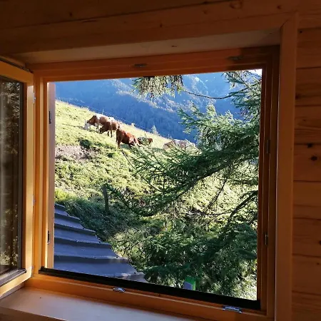 Karavanke Mountain Hut *