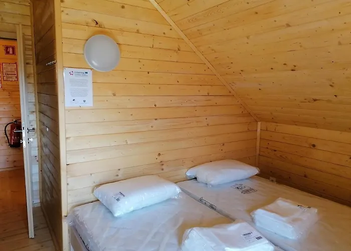 Karavanke Mountain Hut בית נופש