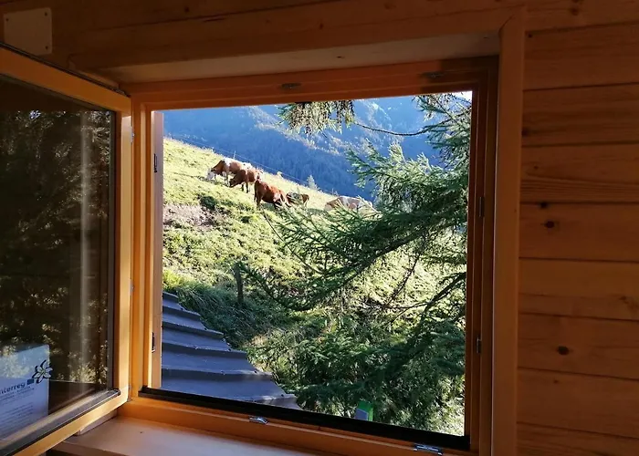 Karavanke Mountain Hut *